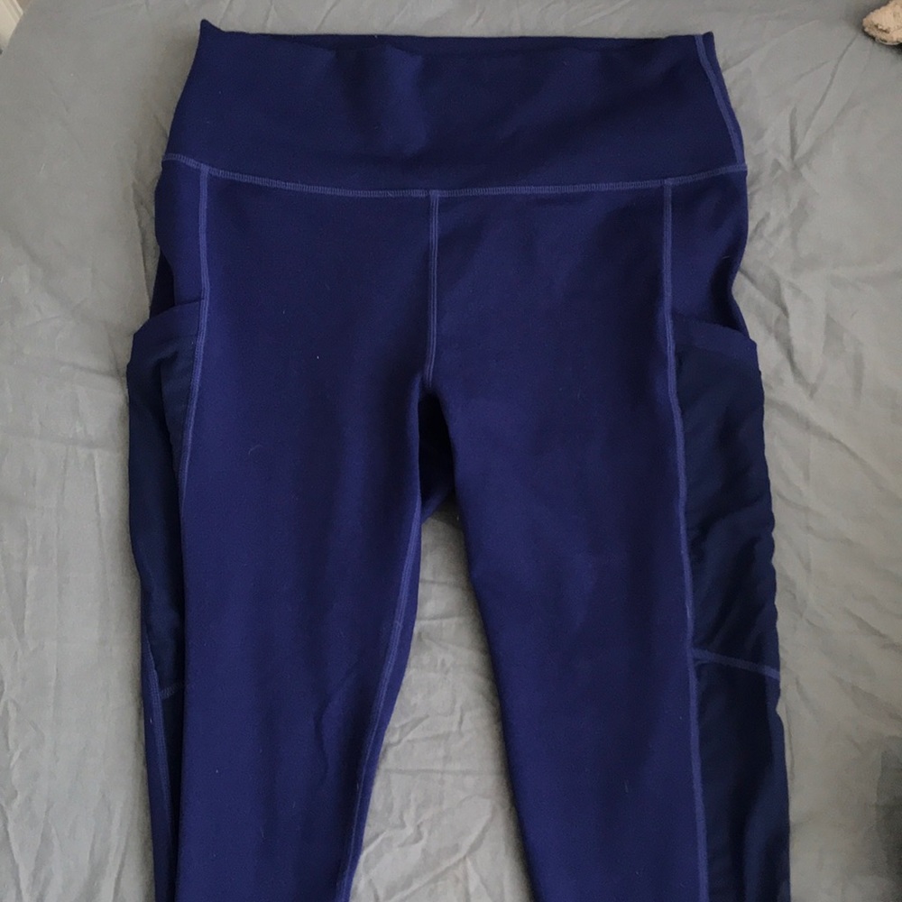 Fabletics powerhold blue leggings with pockets